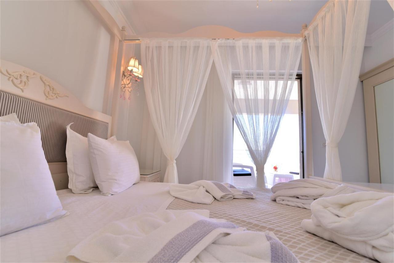 Viva Mare Hotel & Spa Mithimna Extérieur photo