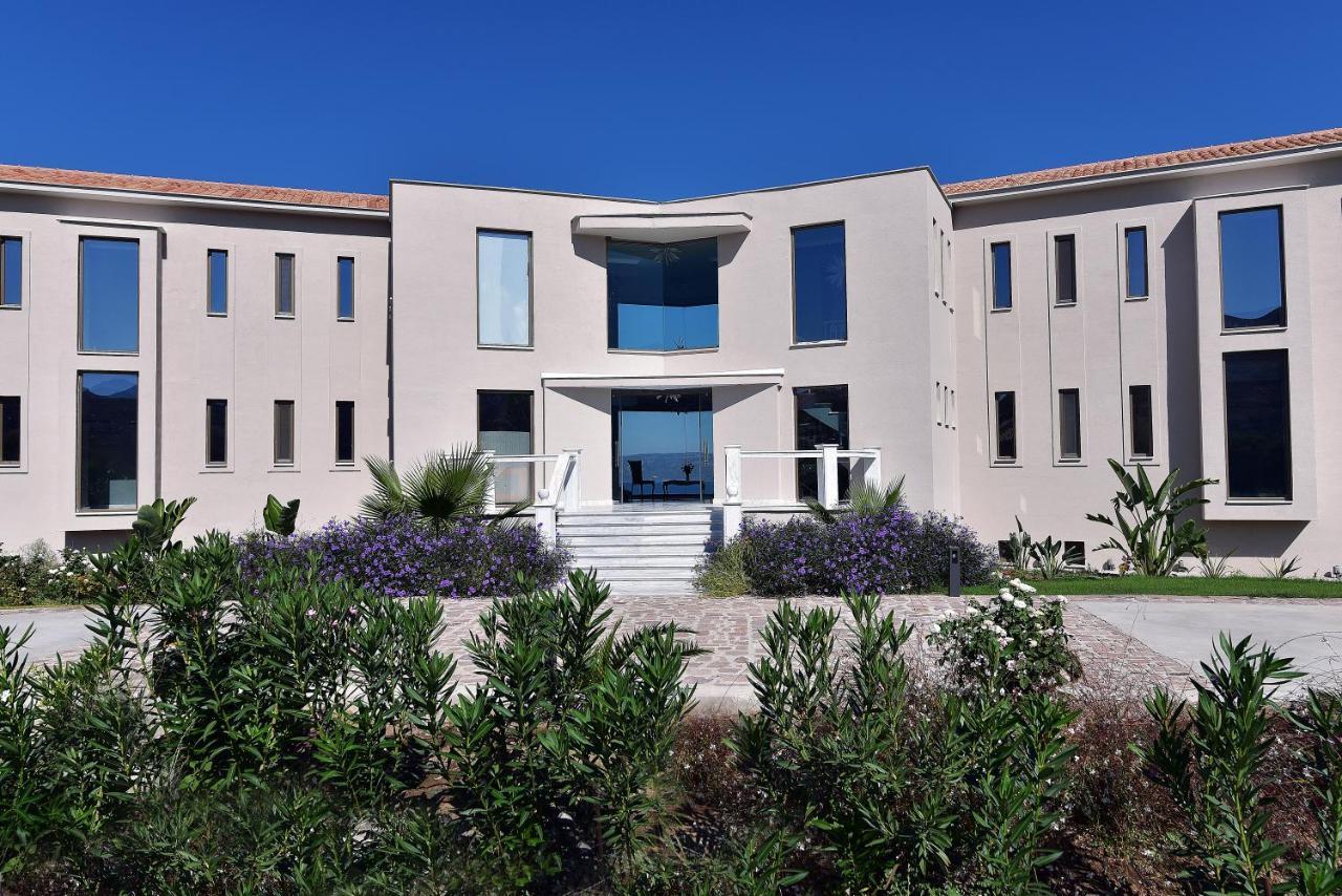 Viva Mare Hotel & Spa Mithimna Extérieur photo