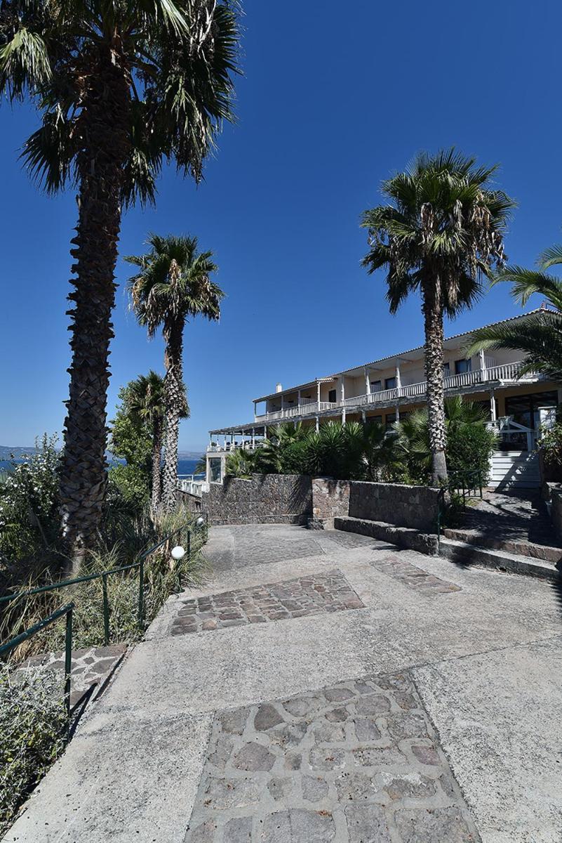 Viva Mare Hotel & Spa Mithimna Extérieur photo
